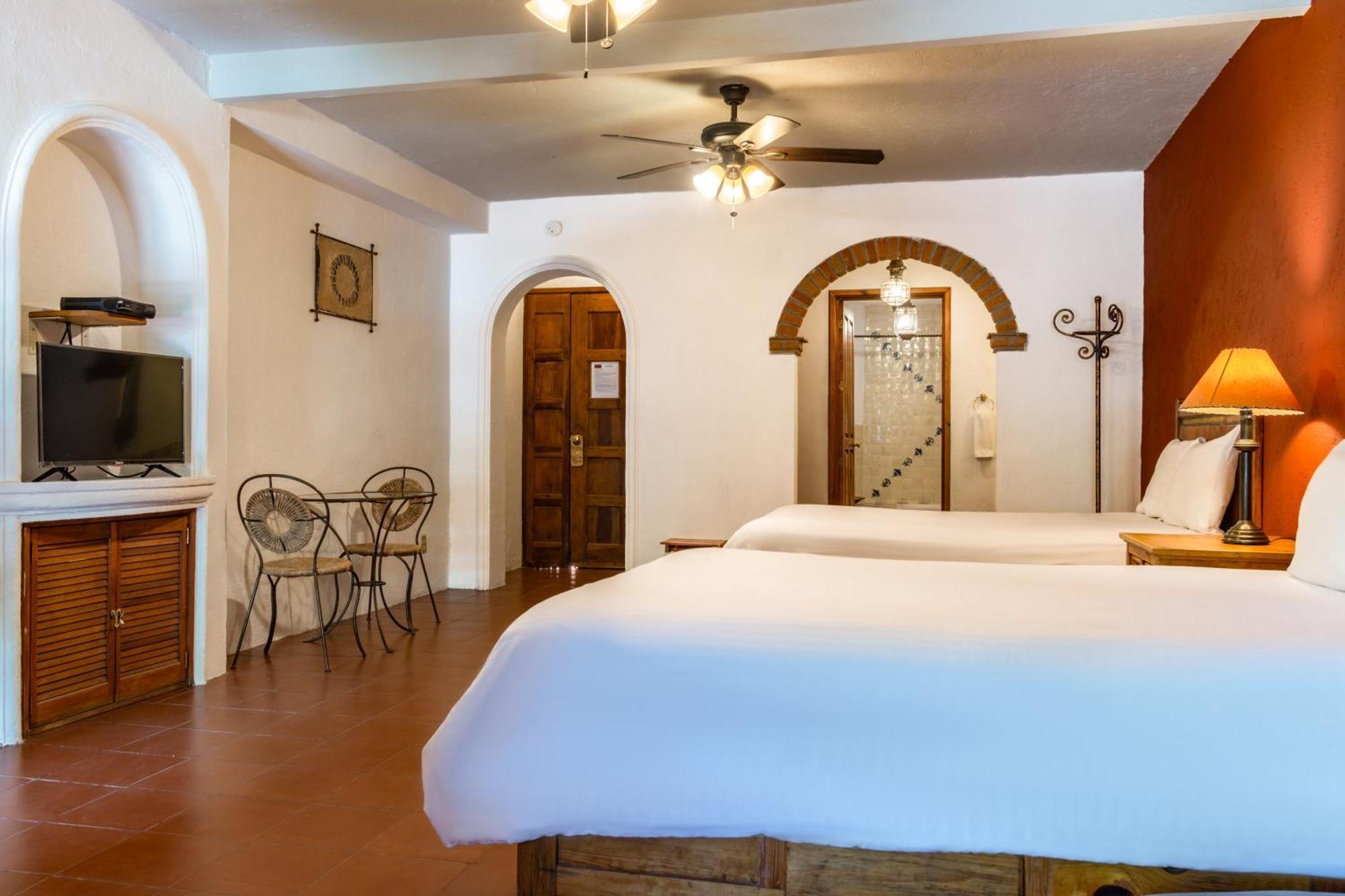 Atotonilco Hotel & Club Екстериор снимка
